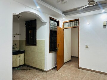 1 BHK Builder Floor For Rent in Saket