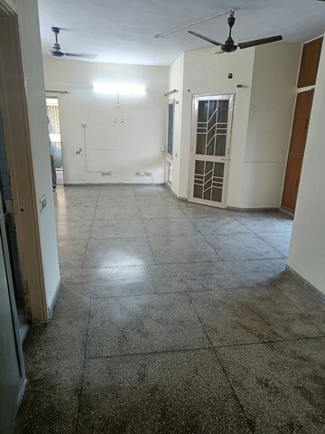 Room in 2 BHK Apartment at Vidhi Apartment IP Extension, Ip Extension – for Sale