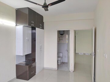 2 BHK Apartment For Rent in Pyramid Urban Homes 3, Sector 67a