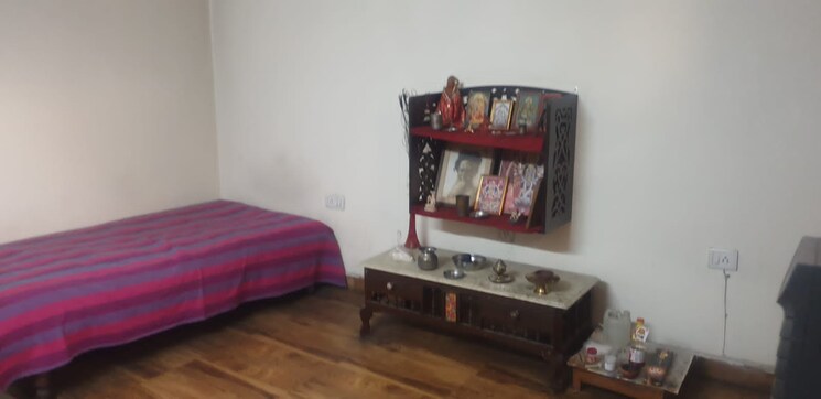 Bedroom, sector 16 a 4 Bedroom 1800 Sq.Ft. Builder Floor In Sector 16 A Faridabad 8389116