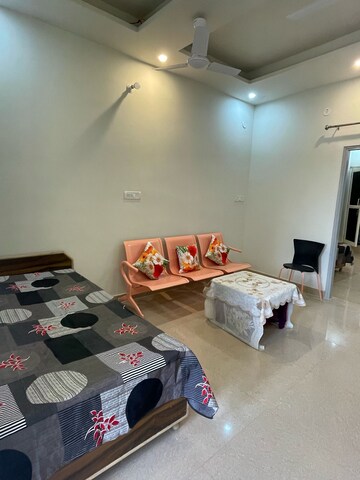 Master Bedroom in 1 BHK Villa at RWA Apartments Sector 41, Sector 41 – for Rent