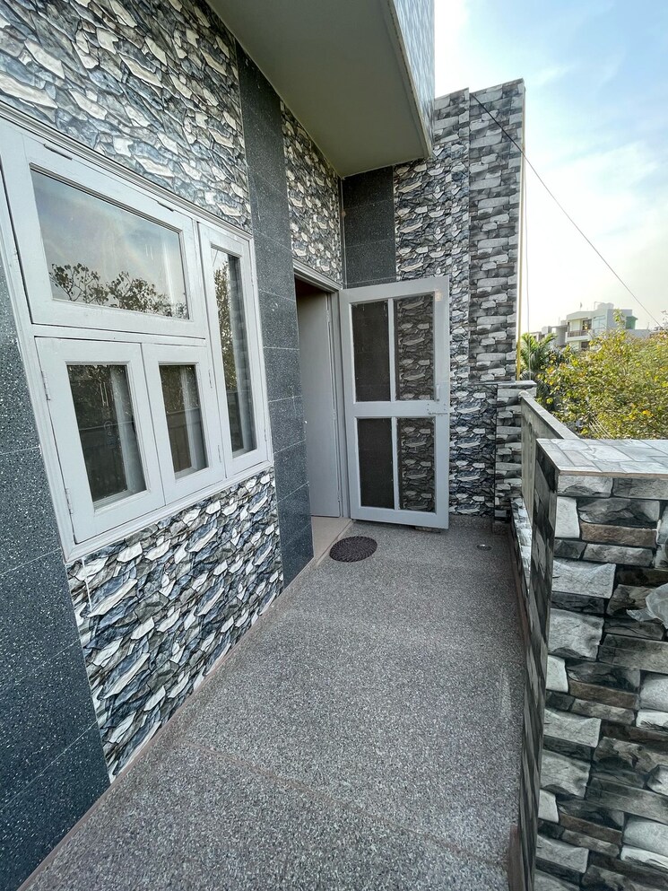 Exterior View, rwa-apartments-sector-41 1 Bedroom 650 Sq.Ft. Villa In Sector 41 Noida 8389161