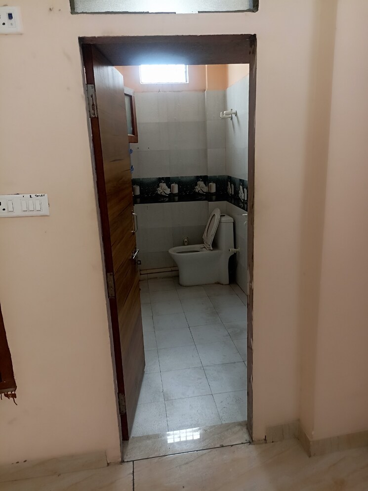 Bathroom, rwa-apartments-sector-41 1 Bedroom 650 Sq.Ft. Villa In Sector 41 Noida 8389161