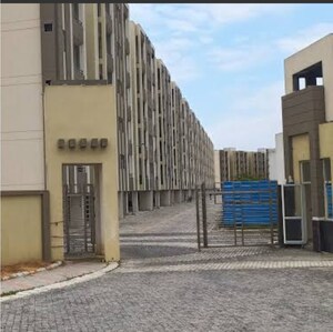 2 BHK Apartment For Sale in Wave Executive Floors, Wave City