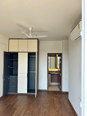 3 BHK Apartment For Sale in DLF Alameda, Sector 73