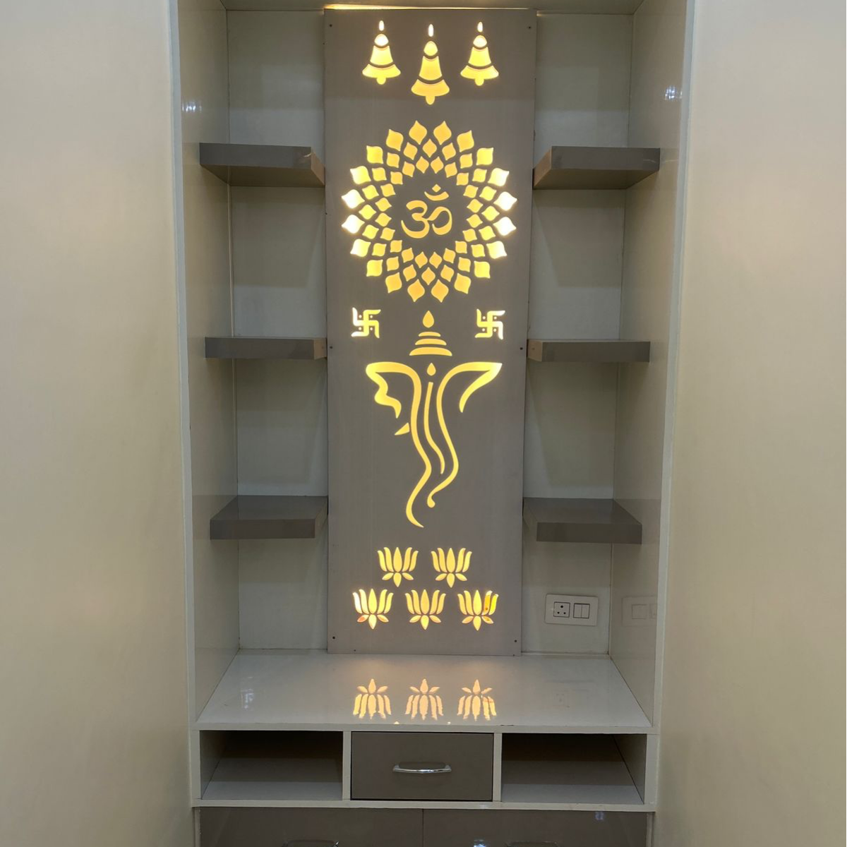 4 BHK + Pooja Room,Extra Room Independent House For Sale in Gee Associates 