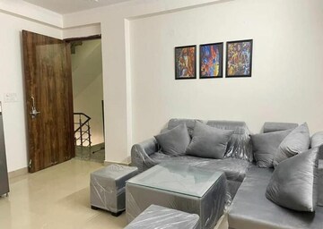 Living Room in 2 BHK Builder Floor at Saket – for Rent