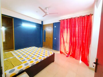 Room in  Pg at Sector 18 – for Rent