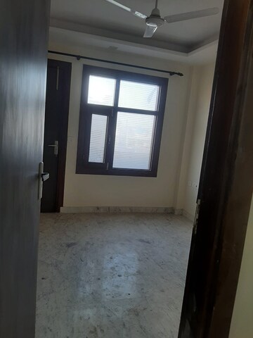 Bedroom in 2 BHK Builder Floor at Paschim Vihar – for Rent