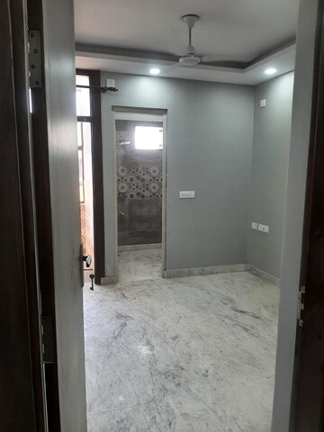 Bedroom in 2 BHK Builder Floor at Paschim Vihar – for Rent