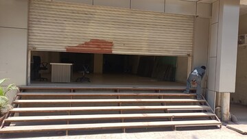  Showroom – Exterior View View at Bandra Kurla Complex - for Rent