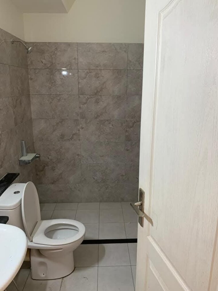 Bathroom, ashiana-anmol-phase-2 3 Bedroom 1527 Sq.Ft. Apartment In Sohna Sector 33 Gurgaon 8389346