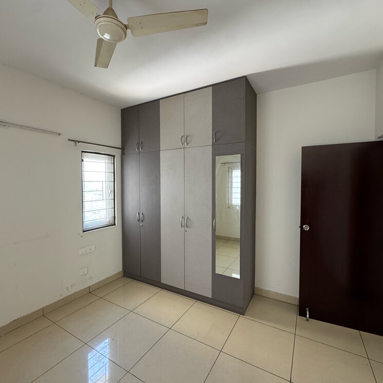 Room, prestige-sunrise-park-brichwood 2.5 Bedroom 1342 Sq.Ft. Apartment In Gollahalli Bangalore 8389341