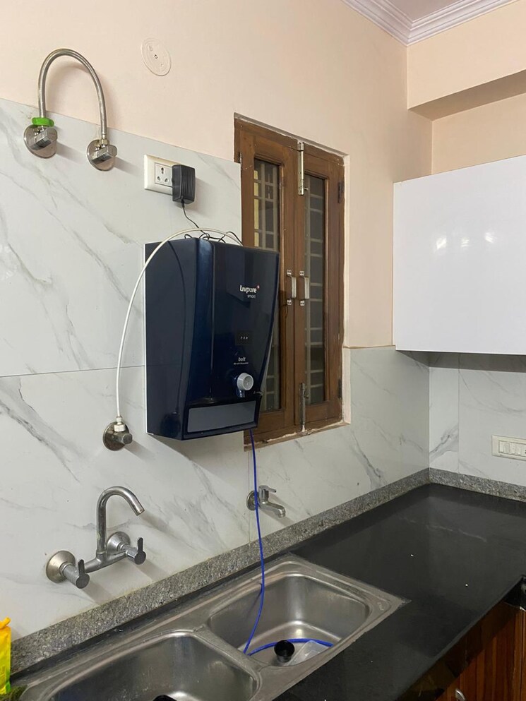 Living Room, sector 23a 2 Bedroom 1200 Sq.Ft. Builder Floor In Sector 23a Gurgaon 8389405