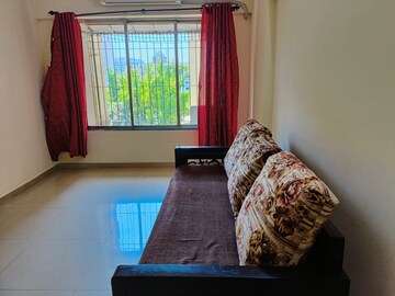 Bedroom in 2 BHK Apartment at Raj Paradise B Wing CHS Ltd, Andheri East – for Rent