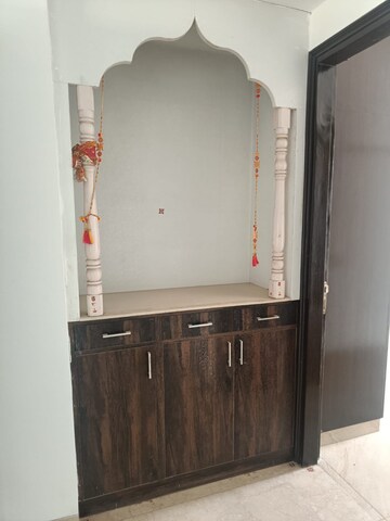 Furnished Amenities in 3 BHK Builder Floor at Sector 23 – for Rent