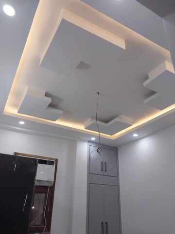  1 BHK Apartment at Paschim Vihar – for Rent