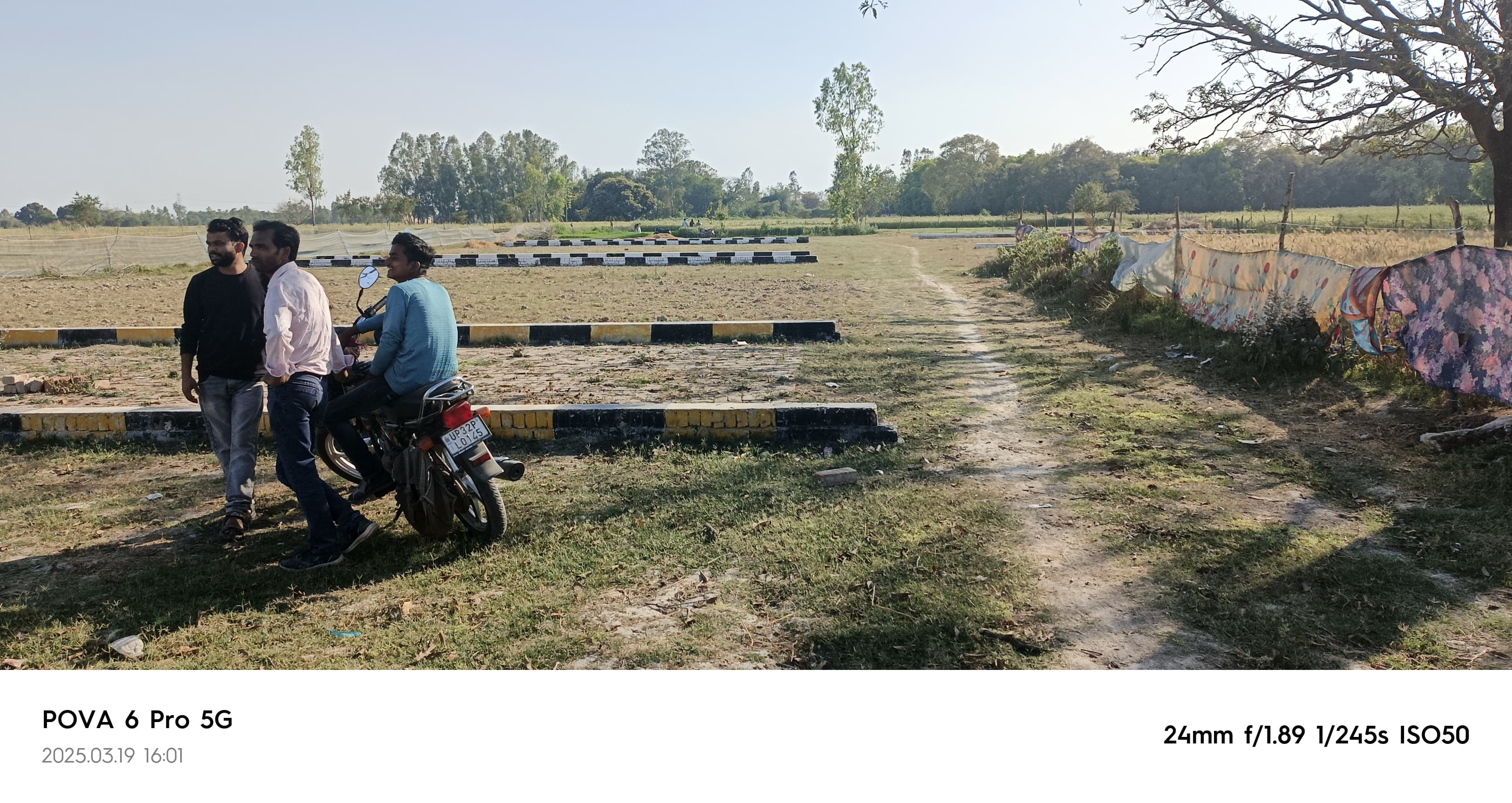 Plot For Sale in Express Way City