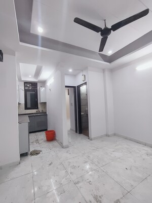 Room in 2 BHK Builder Floor at Sahayog CHS Vasundhara Sector 9, Vasundhara Sector 9 – for Sale