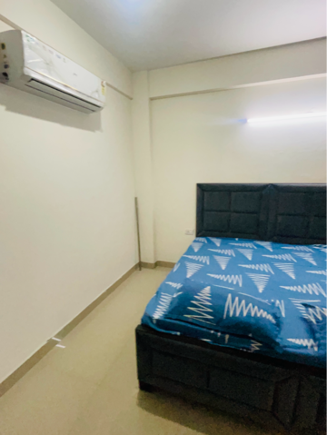 Bedroom in 2 BHK Apartment at Lotus Homz, New Palam Vihar Phase 3 – for Rent
