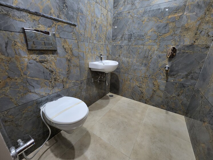 Attached Bathroom, sector 20 3 Bedroom 1551 Sq.Ft. Apartment In Sector 20 Panchkula 8389573