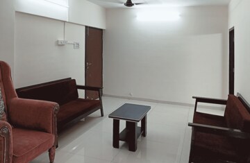 Common Area in  Pg at Santacruz West – for Rent