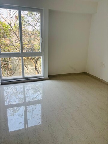 Room in 3 BHK Apartment at Ajit Appartment, Model Colony – for Rent