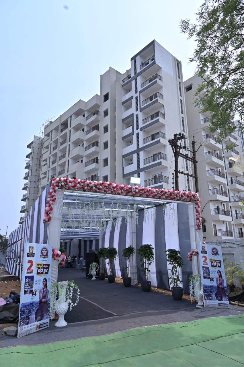 2 BHK Apartment For Sale in Pragati Pearl 