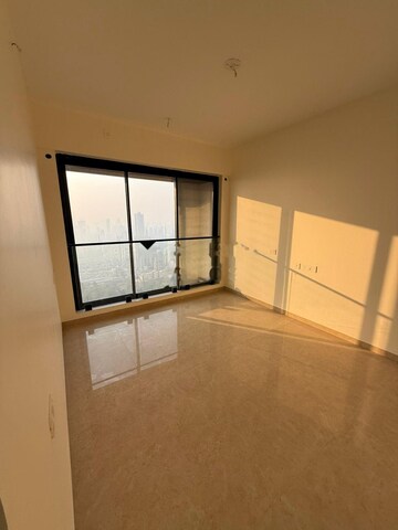 2 BHK Apartment For Rent in Dosti Eastern Bay, Wadala