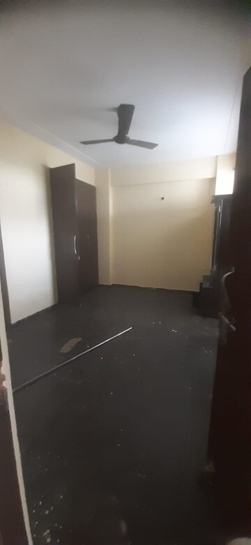 Furnished Amenities in 2 BHK Apartment at GH-7 Crossings Republik, Vijay Nagar – for Rent