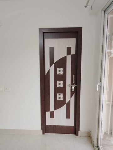 2 BHK Apartment For Rent in Signature Global Proxima, Sector 89