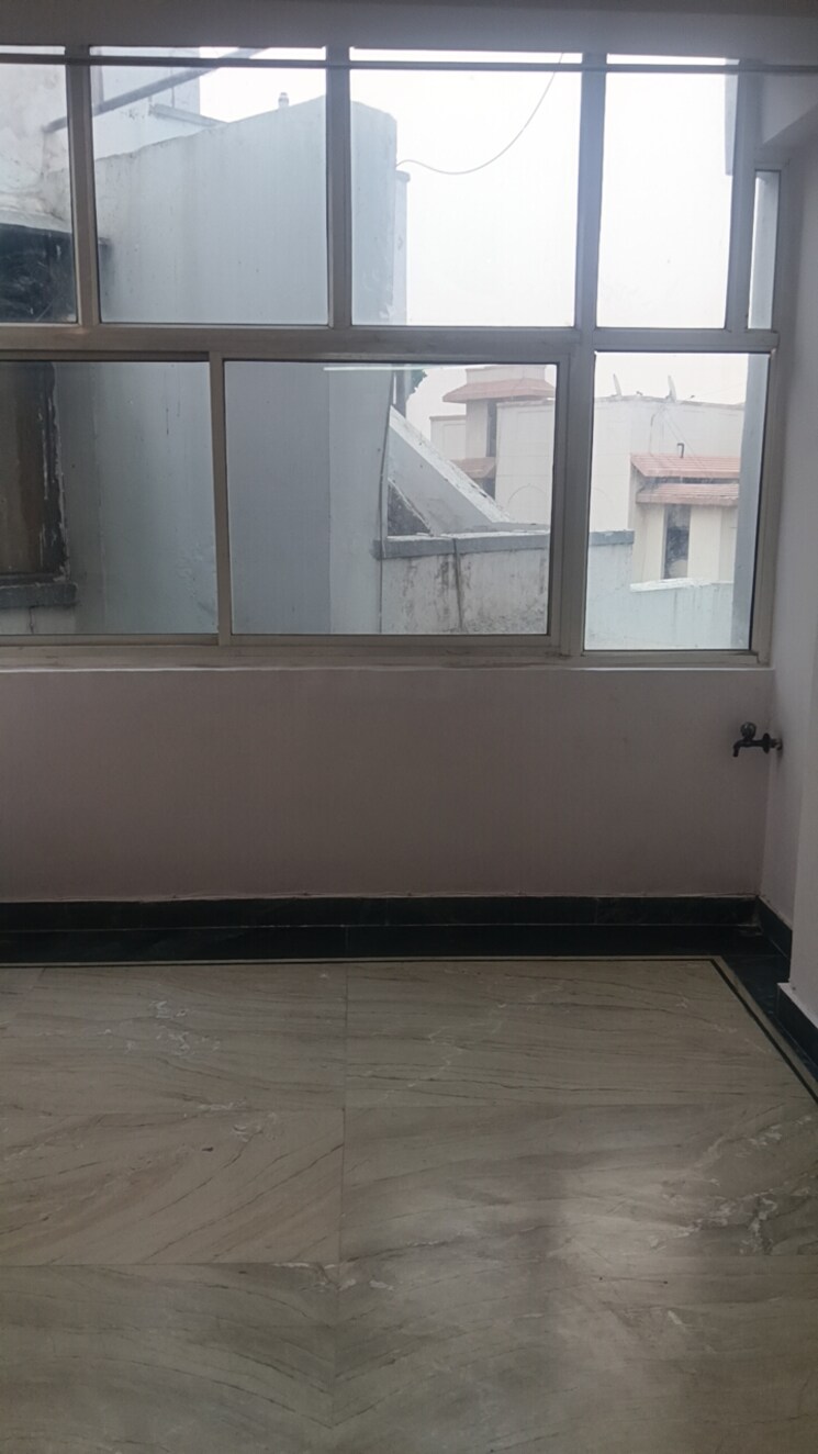 Bathroom, mahagun-manor 2 Bedroom 1225 Sq.Ft. Apartment In Sector 50 Noida 8389653