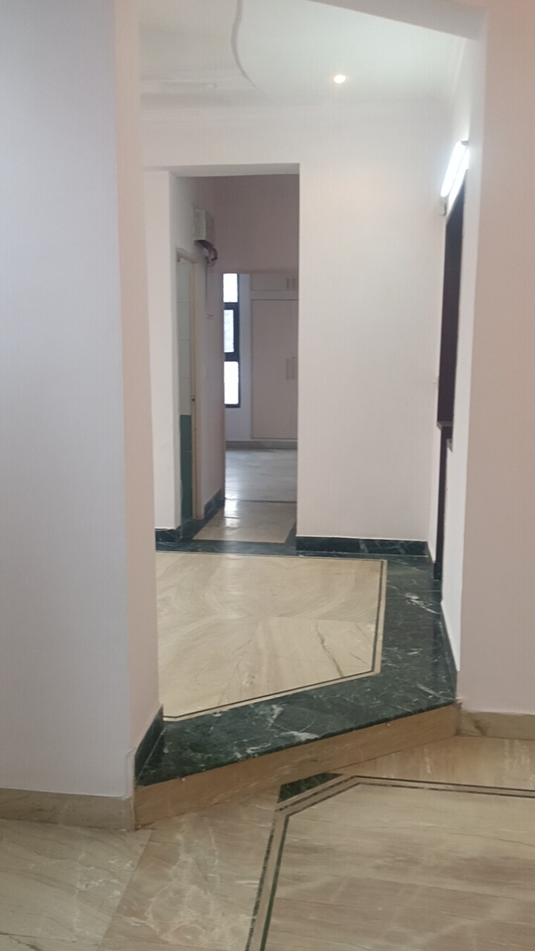 Bathroom, mahagun-manor 2 Bedroom 1225 Sq.Ft. Apartment In Sector 50 Noida 8389653