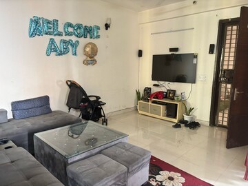 Master Bedroom in 3 BHK Apartment at Apex Golf Avenue, Sector 1 Greater Noida – for Rent