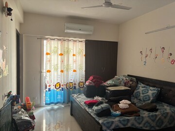 Living Room in 3 BHK Apartment at Apex Golf Avenue, Sector 1 Greater Noida – for Rent
