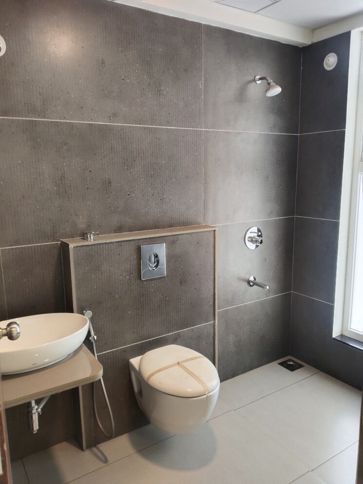 Bathroom, bhondave-tower 2 Bedroom 720 Sq.Ft. Apartment In Moshi Pradhikaran Pune 8389780