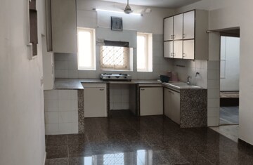  Pg For Rent in Nadkarni Park