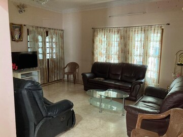 Living Room in 6+ BHK Independent House at Rt Nagar – for Sale