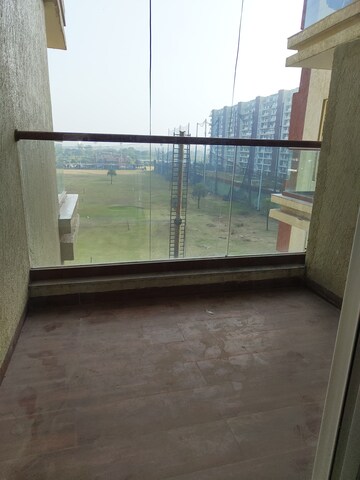 Room in 3.5 BHK Apartment at Beverly Golf Avenue, Mohali Sector 65 – for Sale