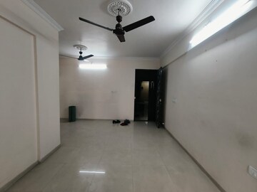 Room in 2 BHK Apartment at Kopar Khairane – for Rent