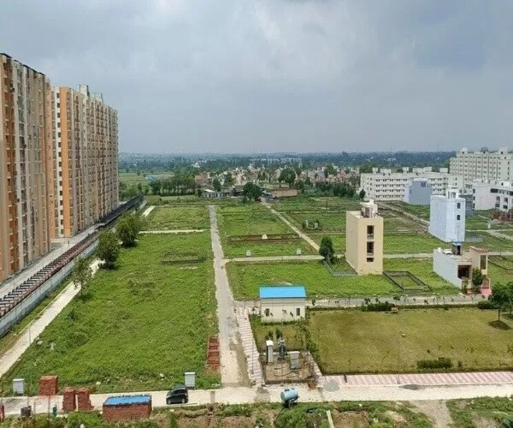 Exterior View, wave-city  135 Sq.Yd. Plot In Wave City Ghaziabad 8389898