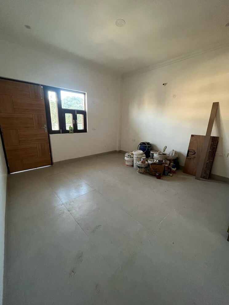 Room, cosmos-floors 2 Bedroom 1300 Sq.Ft. Builder Floor In Sector 52 Gurgaon 8390026