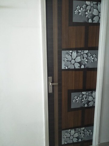 Room in 3 BHK Apartment at ROF Aalayas, Sector 102 – for Rent