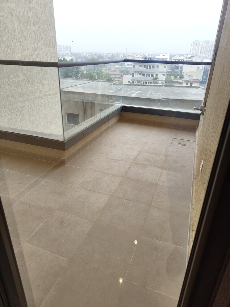 Room, beverly-golf-avenue 3.5 Bedroom 2672 Sq.Ft. Apartment In Mohali Sector 65 Chandigarh 8390101