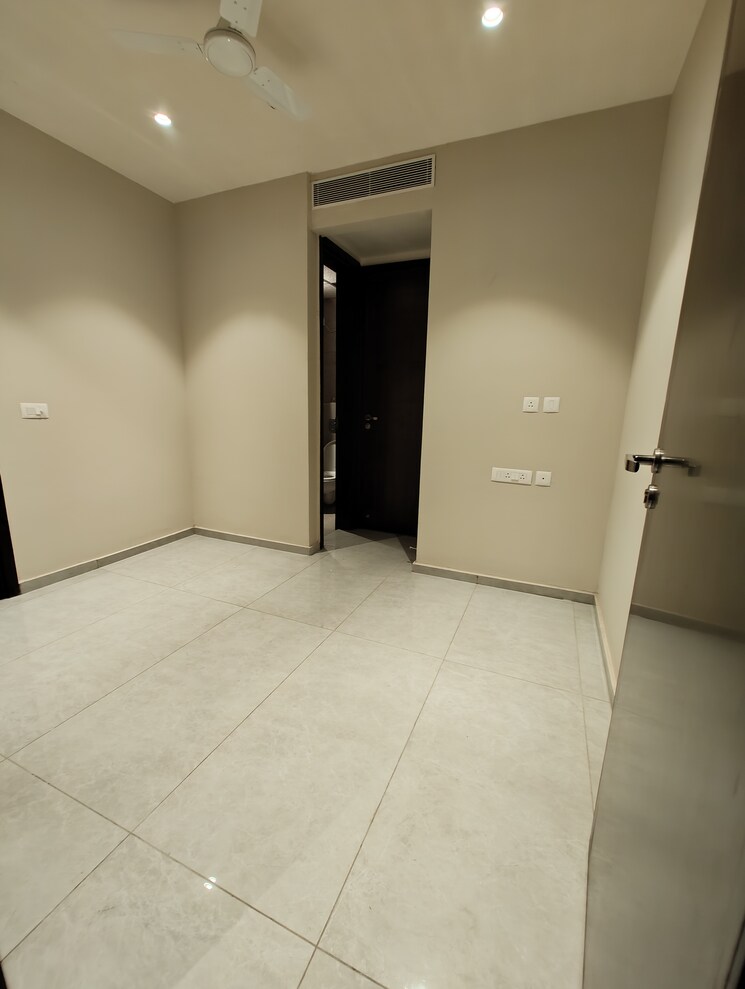 Room, beverly-golf-avenue 3.5 Bedroom 2672 Sq.Ft. Apartment In Mohali Sector 65 Chandigarh 8390101