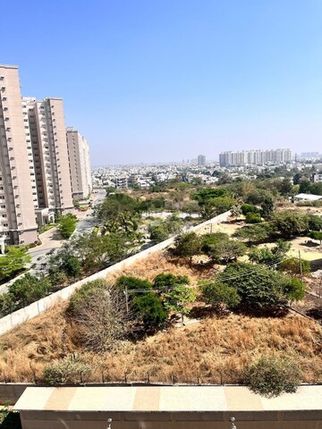  2 BHK Apartment at Prestige Song Of The South, Yelenahalli – for Rent
