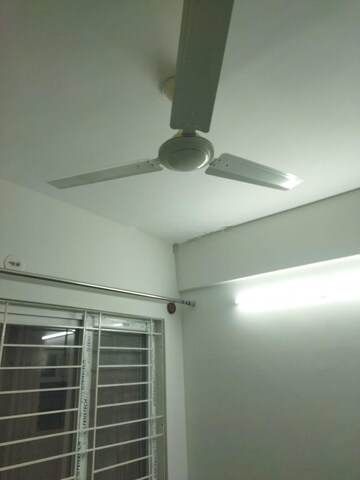 Furnished Amenities in 1 BHK Apartment at Shriram Liberty Square, Electronic City Phase ii – for Rent