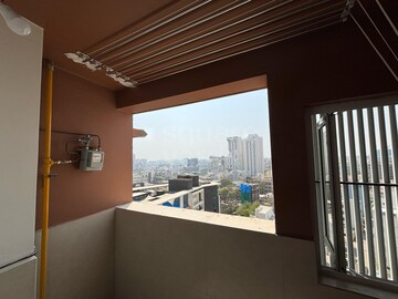 Room in 3 BHK Apartment at Poulomi Avante, Kokapet – for Rent
