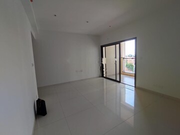 Room in 3 BHK Apartment at Sobha Palm Courts, Kogilu – for Rent