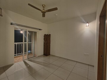 Room in 3 BHK Apartment at Sobha Palm Courts, Kogilu – for Rent